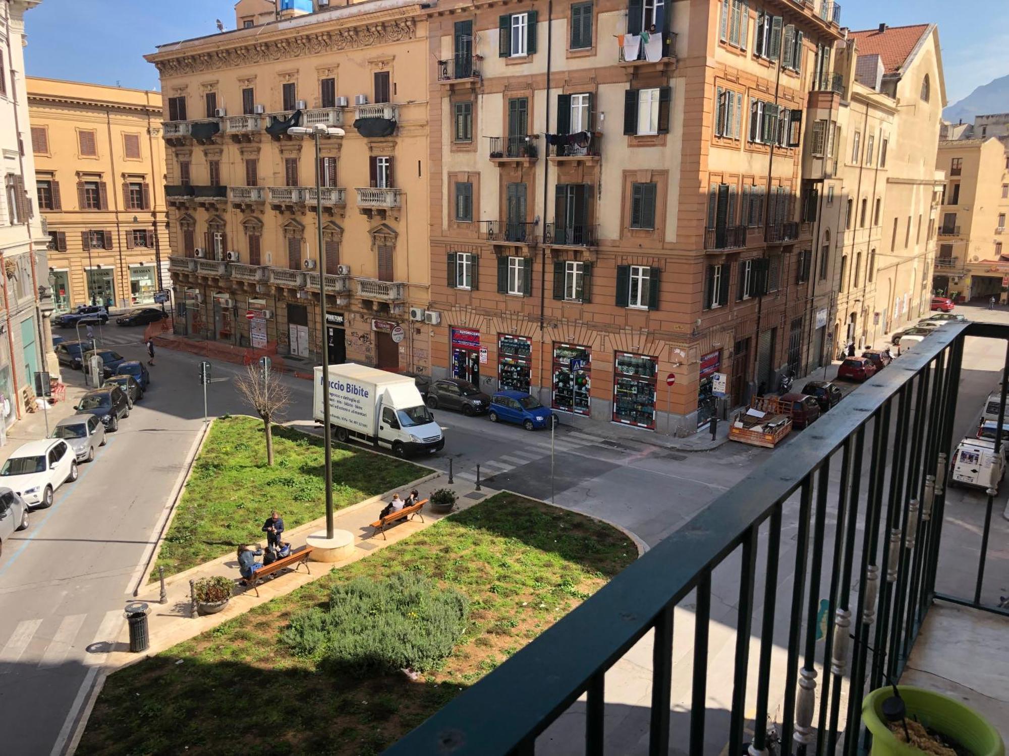 Al Teatro Biondo Guest House Palermo Dış mekan fotoğraf