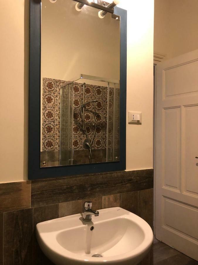 Al Teatro Biondo Guest House Palermo Dış mekan fotoğraf